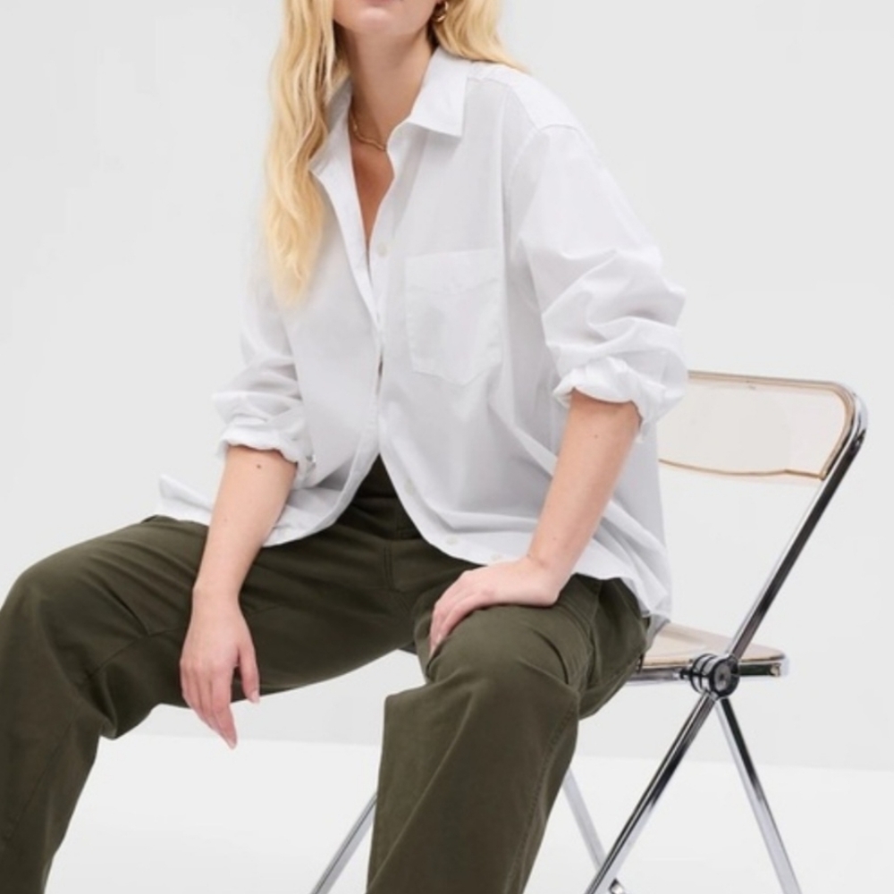 GAP The Big Shirt 100% Cotton Crisp White Button Down Size Medium M Oversized